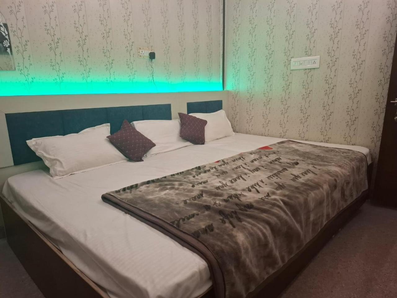 Hotel Sgh Subhadra Guest House Ayodhya Exterior foto