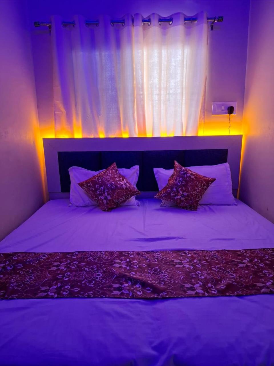 Hotel Sgh Subhadra Guest House Ayodhya Exterior foto